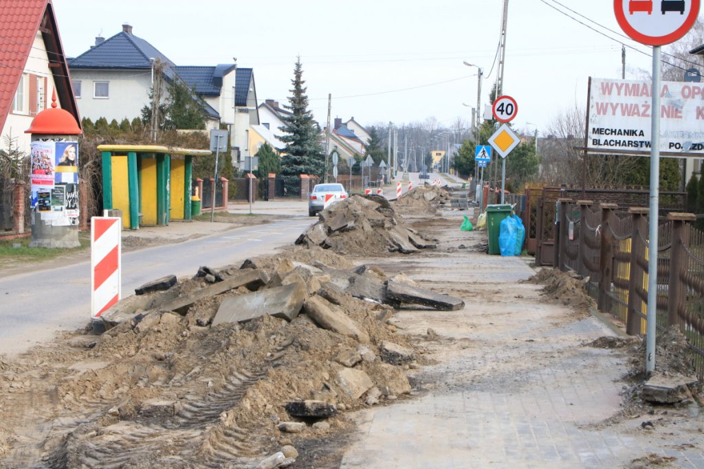 Więcej utrudnień na remontowanym odcinku ulic Sierakowskiego i Padlewskiego [06.03.2020] - zdjęcie #7 - eOstroleka.pl