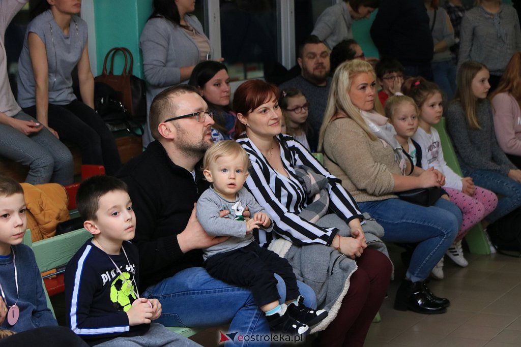 Dzień otwarty w „piątce”. Na sportowo, naukowo i z akcentem na bezpieczeństwo [05.03.2020] - zdjęcie #85 - eOstroleka.pl