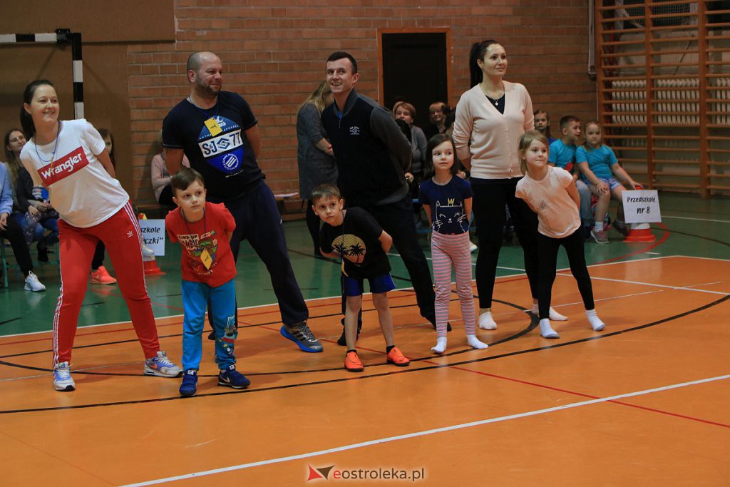 Dzień otwarty w „piątce”. Na sportowo, naukowo i z akcentem na bezpieczeństwo [05.03.2020] - zdjęcie #23 - eOstroleka.pl