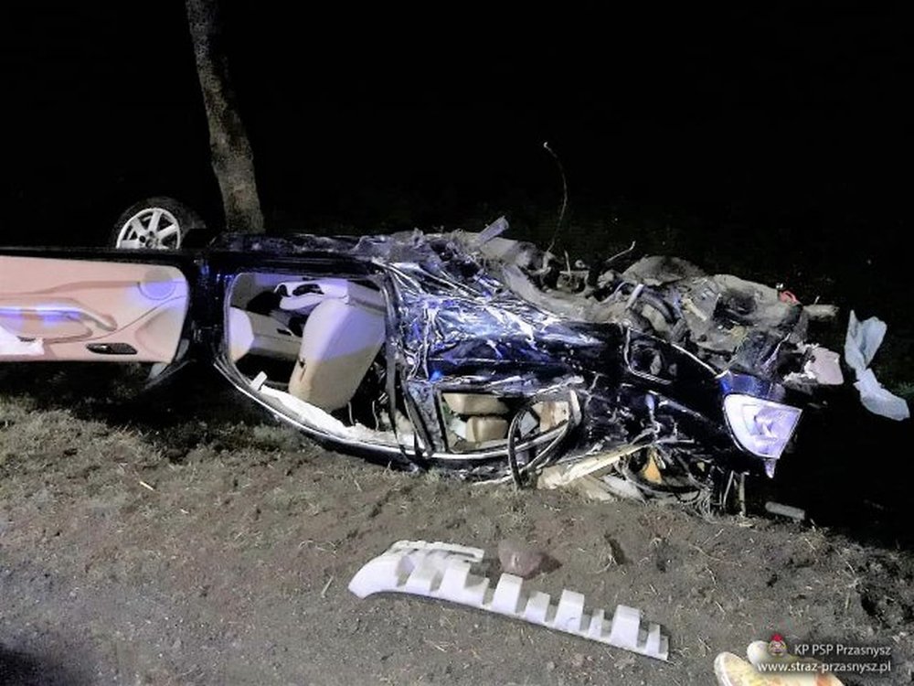 Makabryczny wypadek w Przasnyszu. Nie żyje 17-letnia pasażerka bmw [08.03.2020] - zdjęcie #11 - eOstroleka.pl