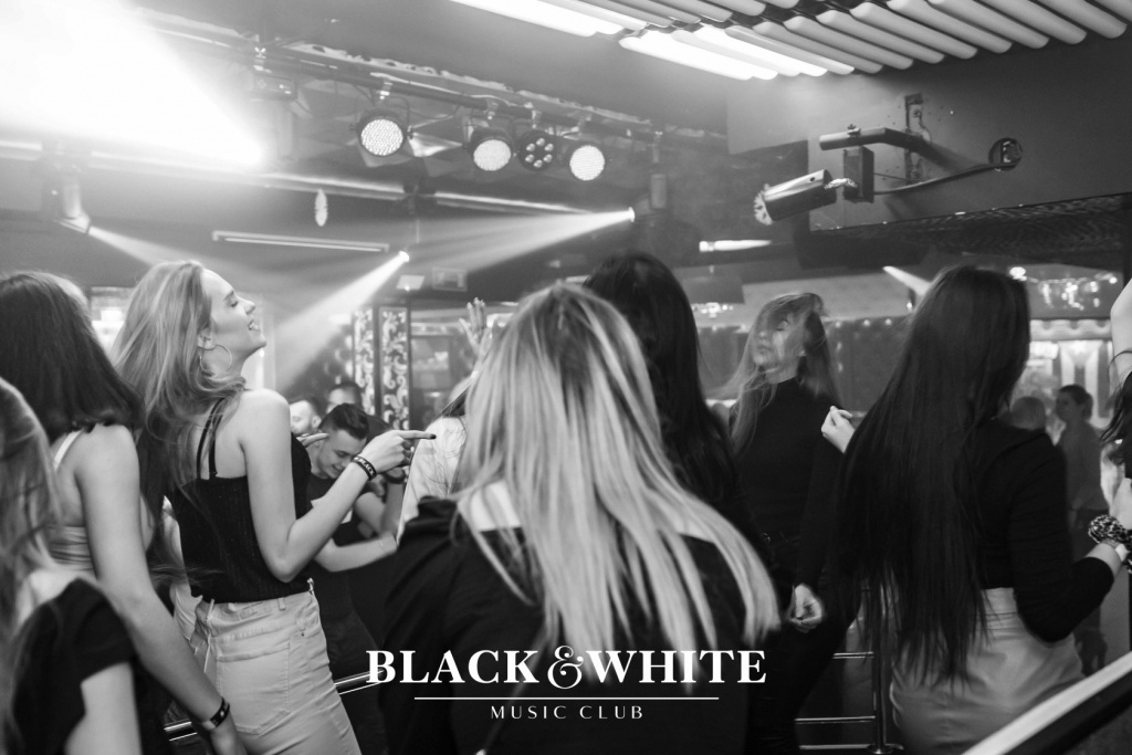 Dzień Kobiet w Clubie Black&White. Powspominajmy! [07.03.2020] - zdjęcie #7 - eOstroleka.pl