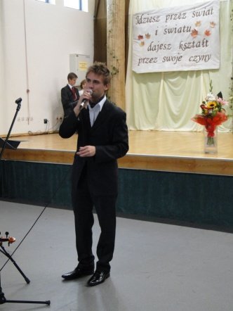 Dzień Edukacji Narodowej w I LO (13.10.2010) - zdjęcie #15 - eOstroleka.pl