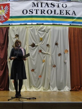 Dzień Edukacji Narodowej w I LO (13.10.2010) - zdjęcie #1 - eOstroleka.pl