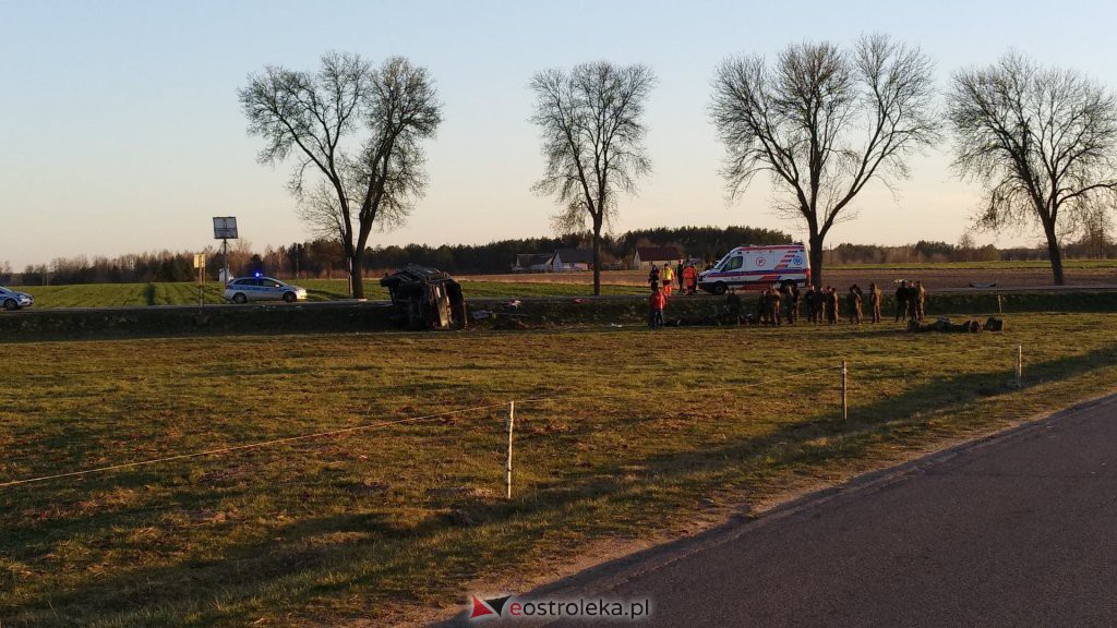 Poważny wypadek pod Goworowem. Wielu rannych żołnierzy! [ZDJĘCIA] - zdjęcie #29 - eOstroleka.pl