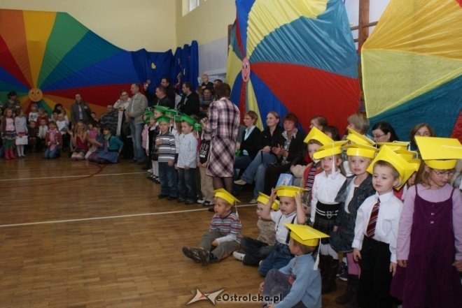 Ślubowanie na przedszkolaka w Przedszkolu Miejskim nr 7 - zdjęcie #10 - eOstroleka.pl