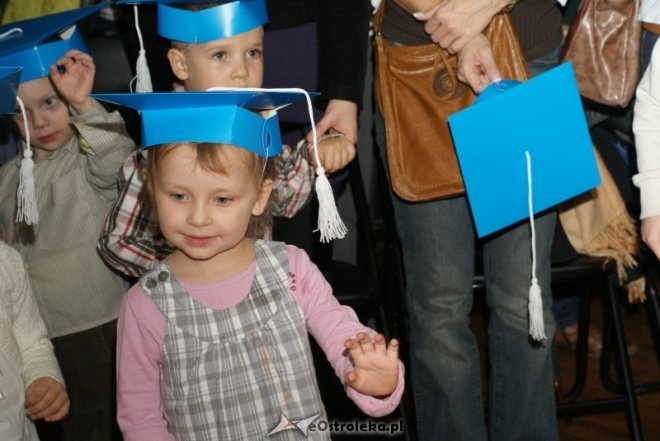 Ślubowanie na przedszkolaka w Przedszkolu Miejskim nr 7 - zdjęcie #26 - eOstroleka.pl