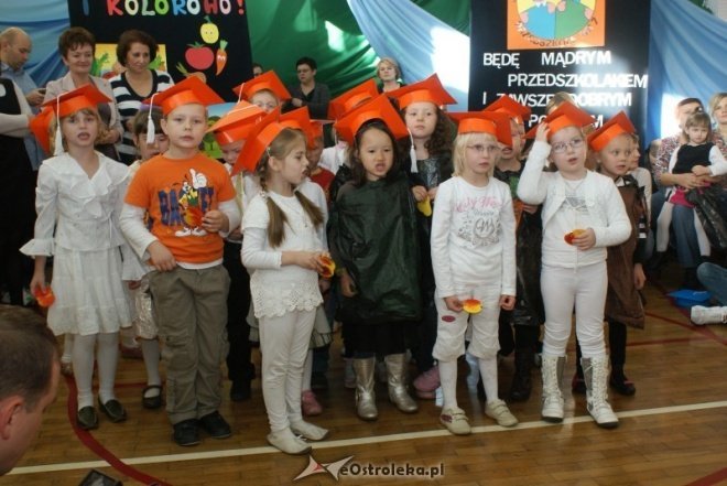 Ślubowanie na przedszkolaka w Przedszkolu Miejskim nr 7 - zdjęcie #17 - eOstroleka.pl
