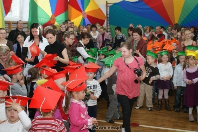 Ślubowanie na przedszkolaka w Przedszkolu Miejskim nr 7 - zdjęcie #13 - eOstroleka.pl