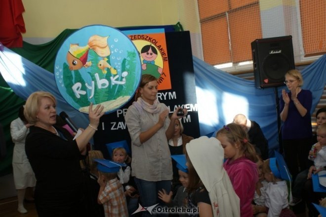 Ślubowanie na przedszkolaka w Przedszkolu Miejskim nr 7 - zdjęcie #12 - eOstroleka.pl