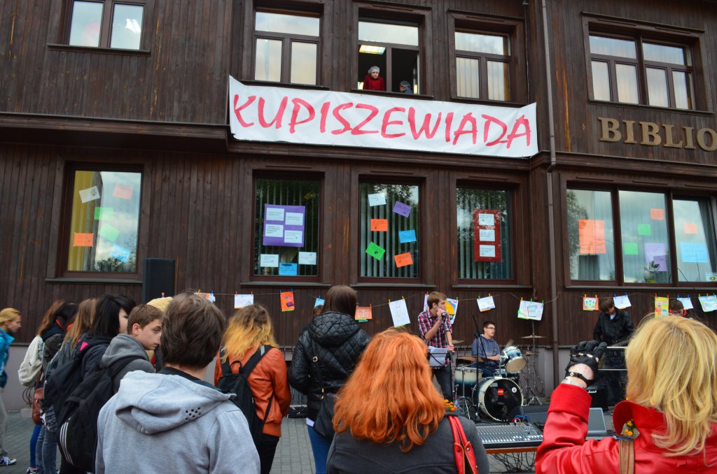W Ostrołęce masowo zarażali… czytaniem [ZDJĘCIA] - zdjęcie #3 - eOstroleka.pl