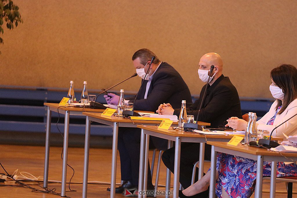 Nadzwyczajna sesja rady miasta w SP 10 [28.04.2020] - zdjęcie #44 - eOstroleka.pl