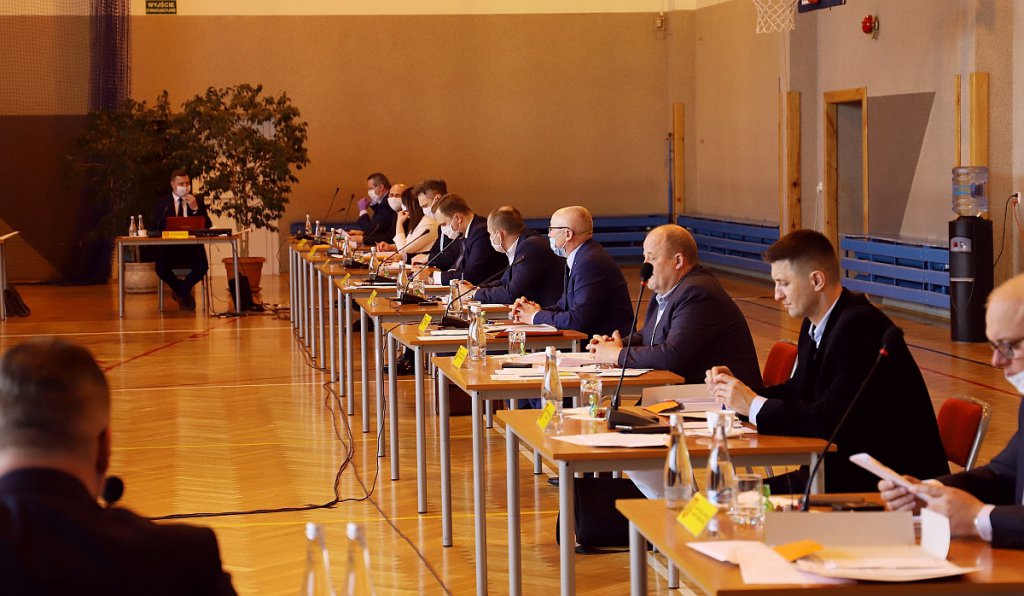 Nadzwyczajna sesja rady miasta w SP 10 [28.04.2020] - zdjęcie #54 - eOstroleka.pl