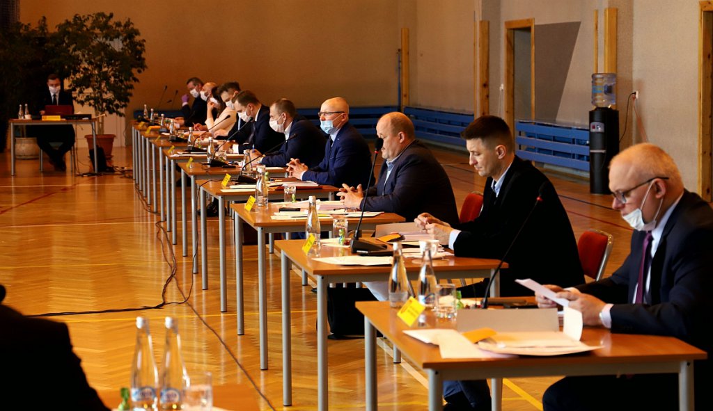 Nadzwyczajna sesja rady miasta w SP 10 [28.04.2020] - zdjęcie #55 - eOstroleka.pl