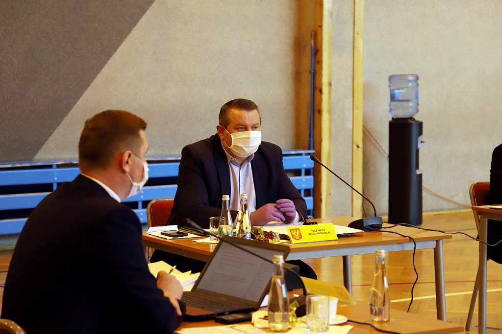 Nadzwyczajna sesja rady miasta w SP 10 [28.04.2020] - zdjęcie #75 - eOstroleka.pl