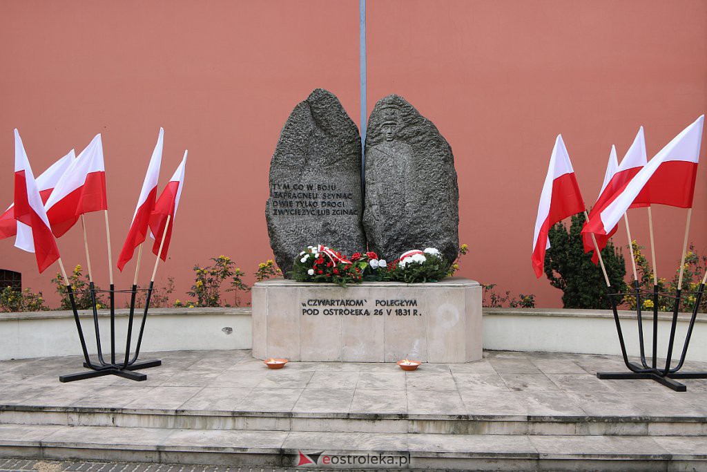 Skromne obchody Święta Konstytucji 3 Maja w Ostrołęce [03.05.2020] - zdjęcie #17 - eOstroleka.pl