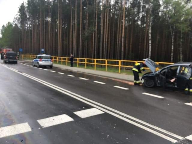 Wypadek w pobliżu Kobylina. Poszkodowana jedna osoba [19.05.2020] - zdjęcie #1 - eOstroleka.pl