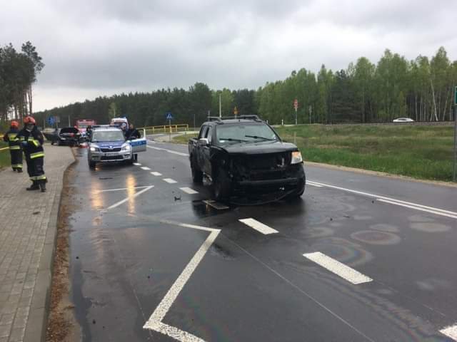 Wypadek w pobliżu Kobylina. Poszkodowana jedna osoba [19.05.2020] - zdjęcie #2 - eOstroleka.pl