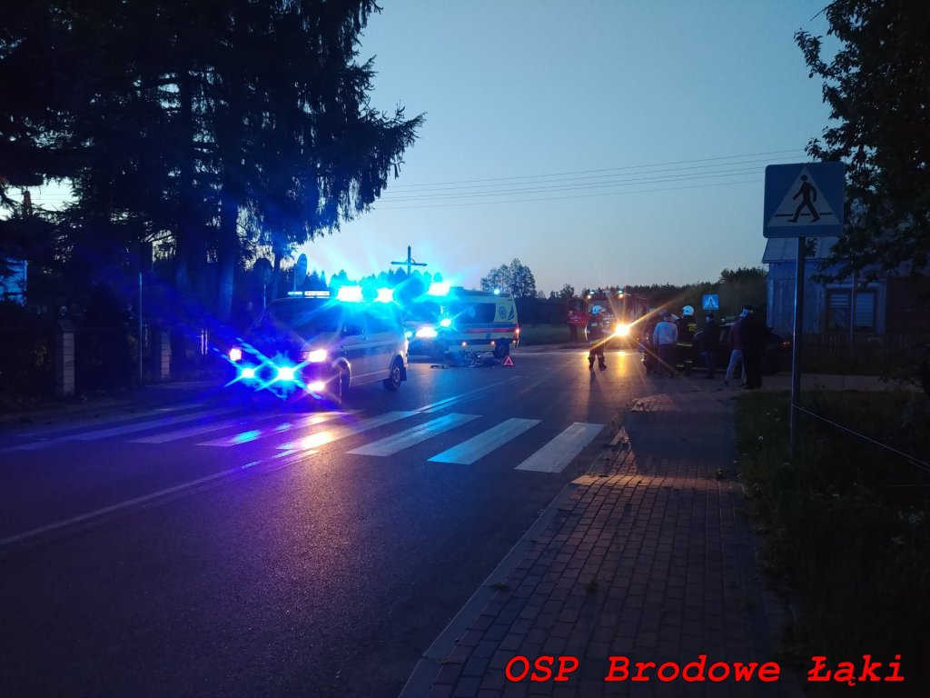 Zderzenie osobówki z motocyklem pod Baranowem [24.05.2020] - zdjęcie #3 - eOstroleka.pl