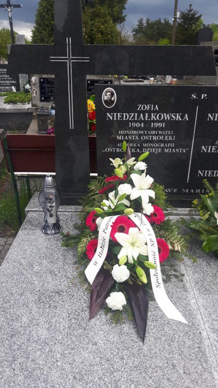 Od 15 lat patronuje ostrołęckiej „piątce”. Dziś ważna rocznica związana z Zofią Niedziałkowską [25.05.2020] - zdjęcie #1 - eOstroleka.pl