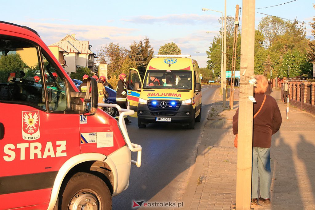 Poważny wypadek na 11 Listopada. Ciężko ranny motocyklista trafił do szpitala [26.05.2020] - zdjęcie #5 - eOstroleka.pl