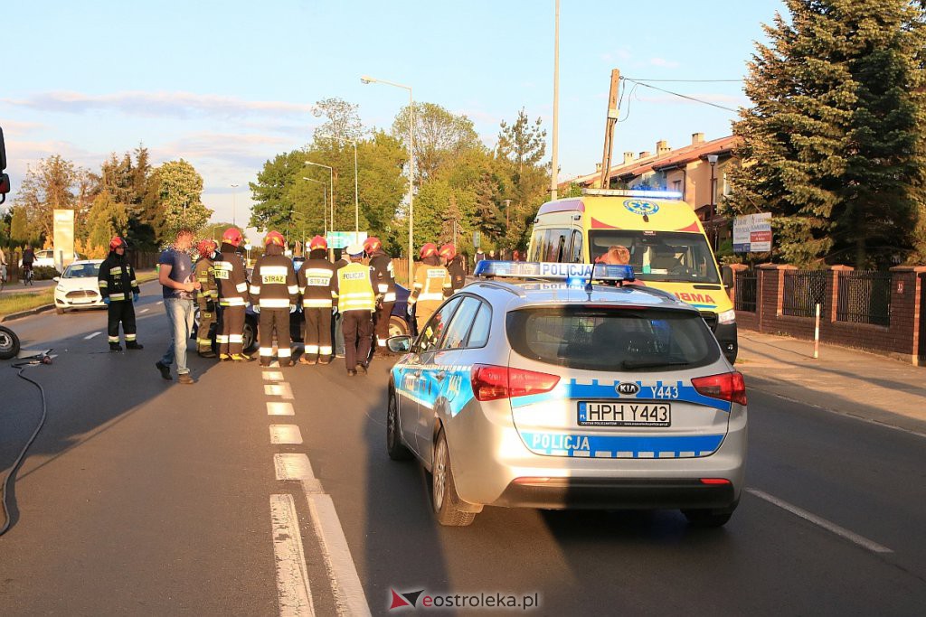 Poważny wypadek na 11 Listopada. Ciężko ranny motocyklista trafił do szpitala [26.05.2020] - zdjęcie #9 - eOstroleka.pl