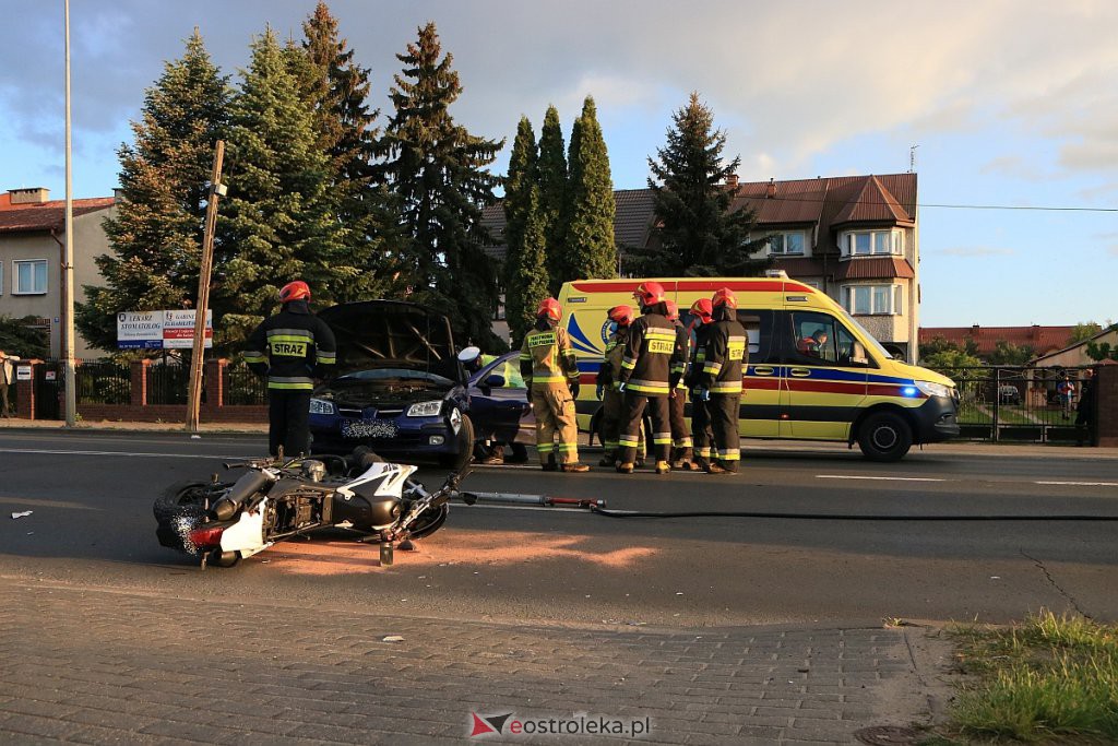 Poważny wypadek na 11 Listopada. Ciężko ranny motocyklista trafił do szpitala [26.05.2020] - zdjęcie #23 - eOstroleka.pl