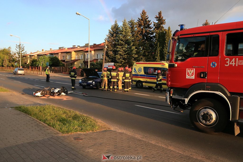 Poważny wypadek na 11 Listopada. Ciężko ranny motocyklista trafił do szpitala [26.05.2020] - zdjęcie #28 - eOstroleka.pl