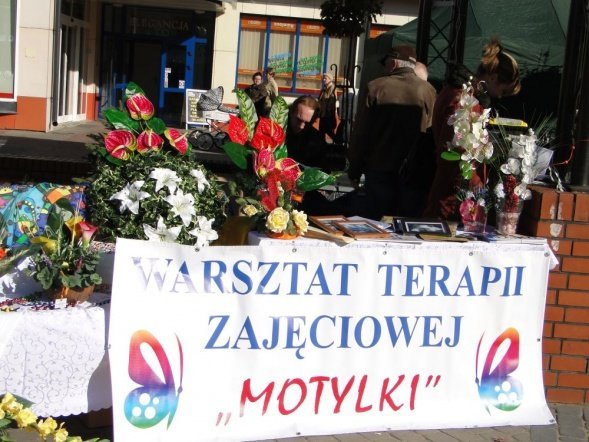 Dzień Walki z Ubóstwem (18.10.2010) - zdjęcie #48 - eOstroleka.pl