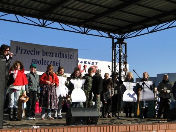 Dzień Walki z Ubóstwem (18.10.2010) - zdjęcie #18 - eOstroleka.pl