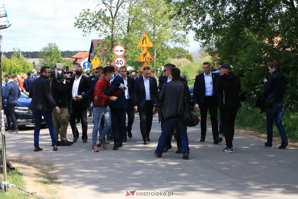 Prezydent RP Andrzej Duda z wizytą w Tyszkach Nadborach [02.06.2020] - zdjęcie #5 - eOstroleka.pl