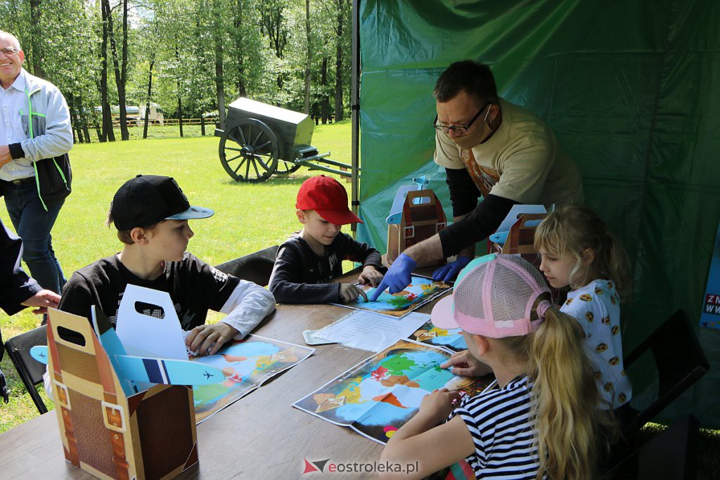 „Z małą walizką w wielki świat” – rodzinny piknik na Fortach Bema [06.06.2020] - zdjęcie #7 - eOstroleka.pl