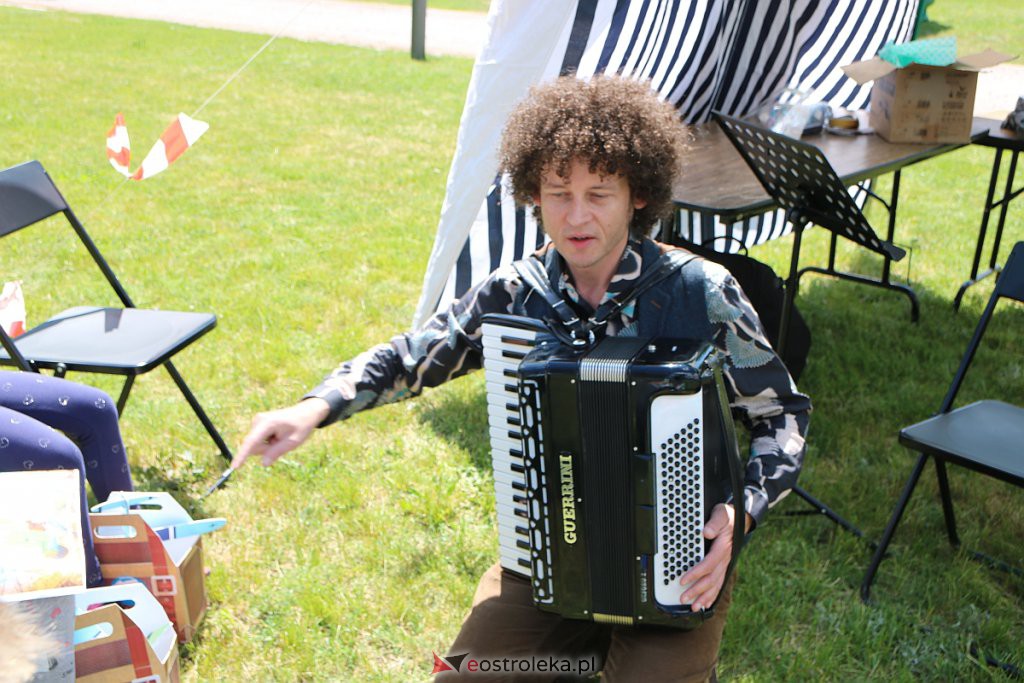 „Z małą walizką w wielki świat” – rodzinny piknik na Fortach Bema [06.06.2020] - zdjęcie #17 - eOstroleka.pl