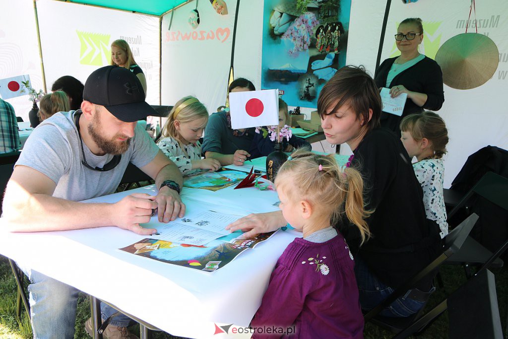 „Z małą walizką w wielki świat” – rodzinny piknik na Fortach Bema [06.06.2020] - zdjęcie #7 - eOstroleka.pl