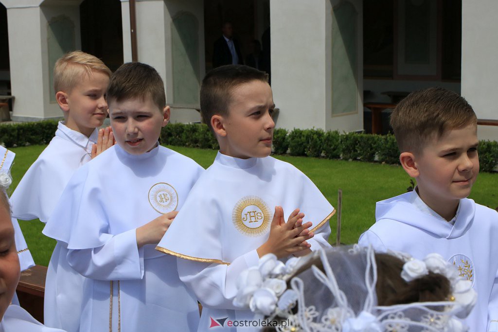 I Komunia św. w sanktuarium pw. św. Antoniego Padewskiego [06.06.2020] - zdjęcie #8 - eOstroleka.pl