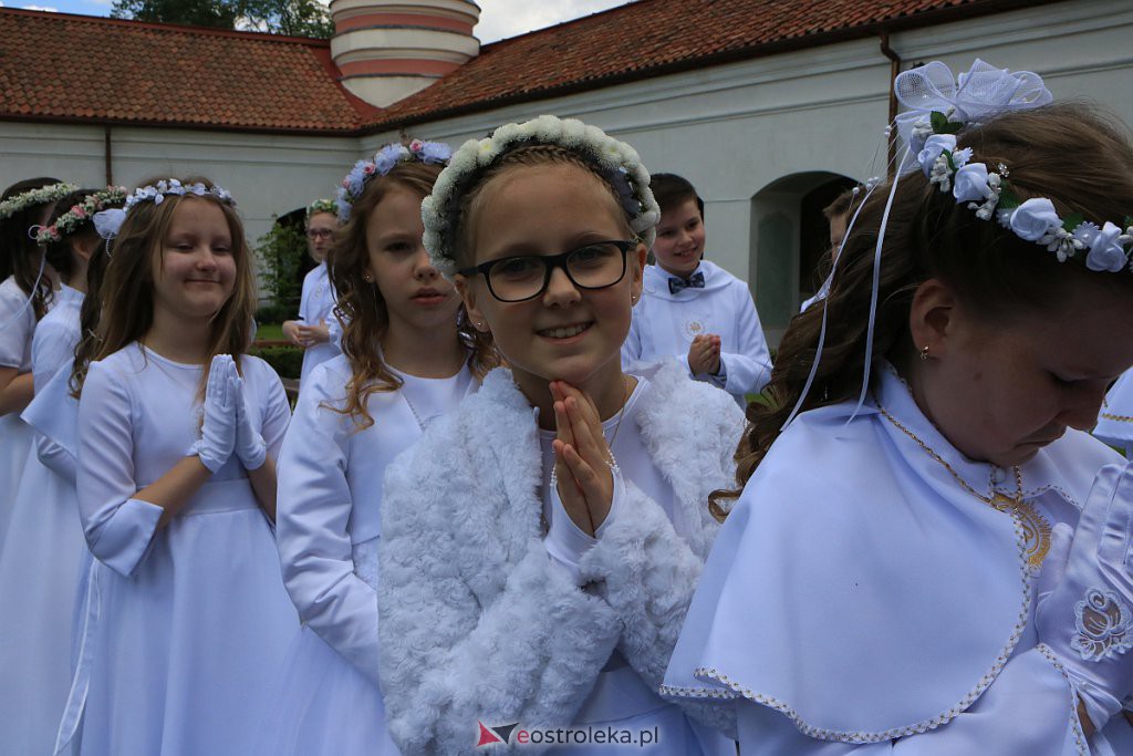 I Komunia św. w sanktuarium pw. św. Antoniego Padewskiego [06.06.2020] - zdjęcie #1 - eOstroleka.pl