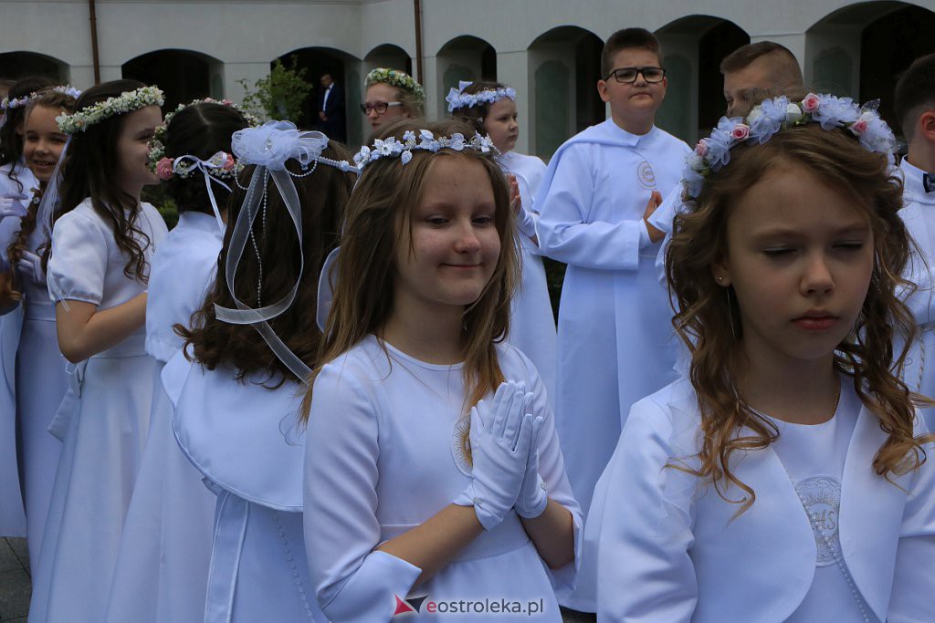 I Komunia św. w sanktuarium pw. św. Antoniego Padewskiego [06.06.2020] - zdjęcie #1 - eOstroleka.pl