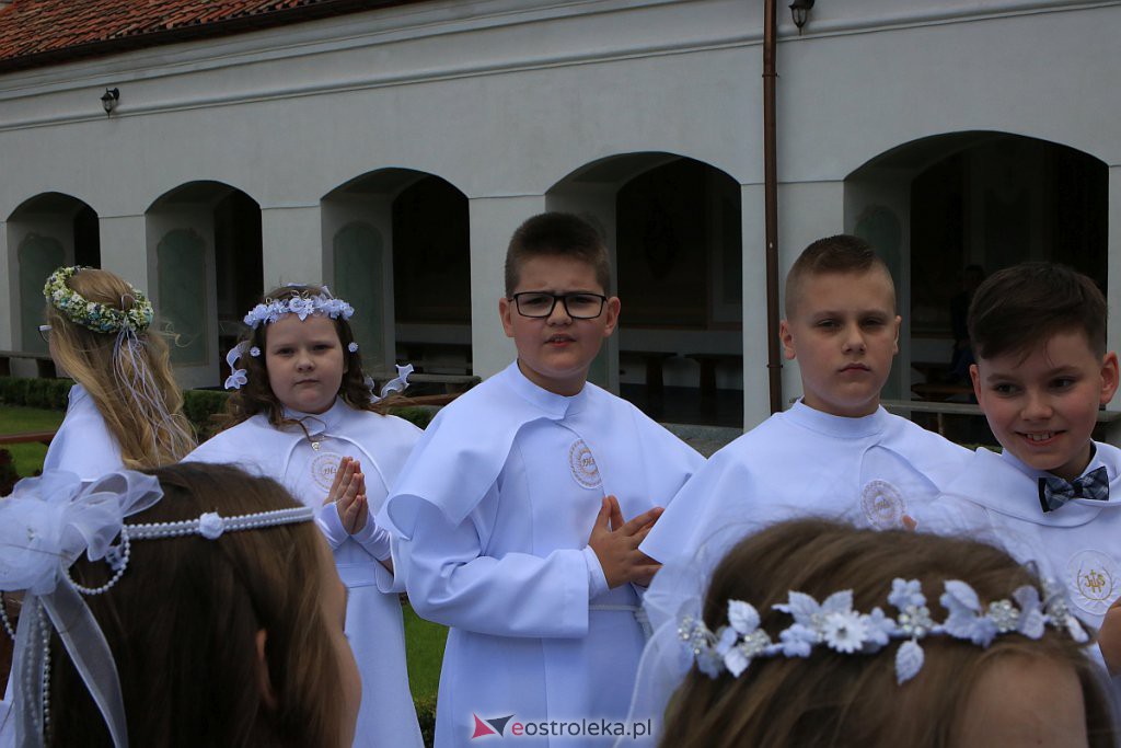 I Komunia św. w sanktuarium pw. św. Antoniego Padewskiego [06.06.2020] - zdjęcie #66 - eOstroleka.pl