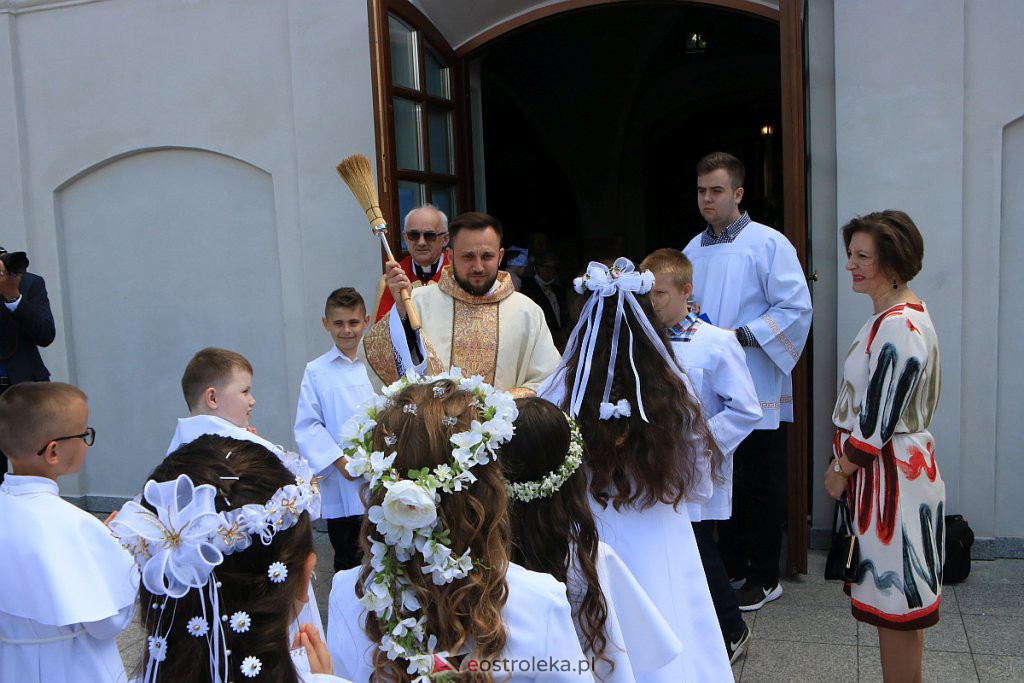 I Komunia św. w sanktuarium pw. św. Antoniego Padewskiego [06.06.2020] - zdjęcie #23 - eOstroleka.pl