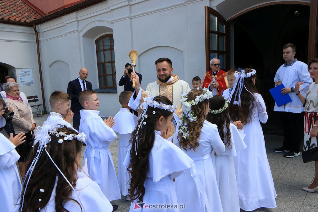 I Komunia św. w sanktuarium pw. św. Antoniego Padewskiego [06.06.2020] - zdjęcie #24 - eOstroleka.pl