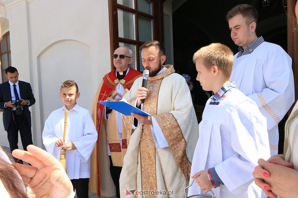 I Komunia św. w sanktuarium pw. św. Antoniego Padewskiego [06.06.2020] - zdjęcie #33 - eOstroleka.pl