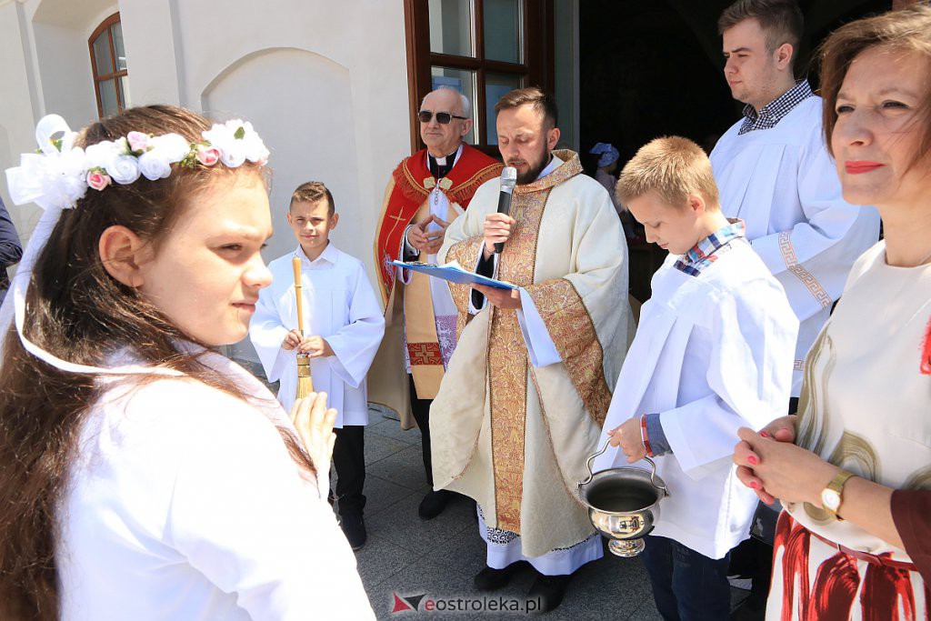 I Komunia św. w sanktuarium pw. św. Antoniego Padewskiego [06.06.2020] - zdjęcie #34 - eOstroleka.pl
