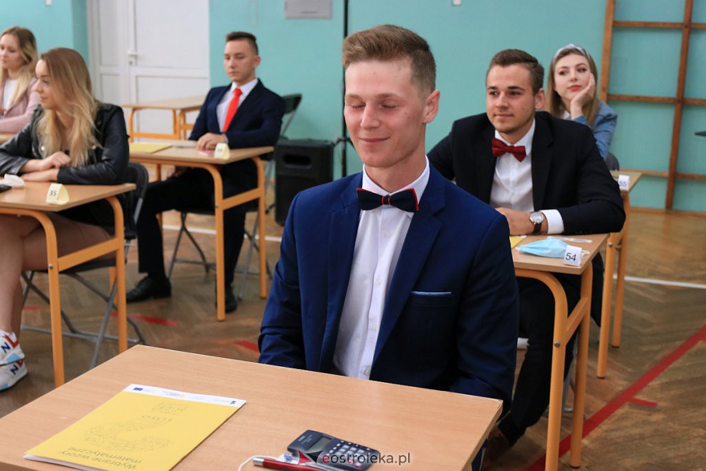 Matura 2020: Dziś egzamin dojrzałości z matematyki [09.06.2020] - zdjęcie #22 - eOstroleka.pl