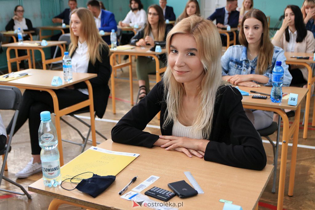 Matura 2020: Dziś egzamin dojrzałości z matematyki [09.06.2020] - zdjęcie #35 - eOstroleka.pl