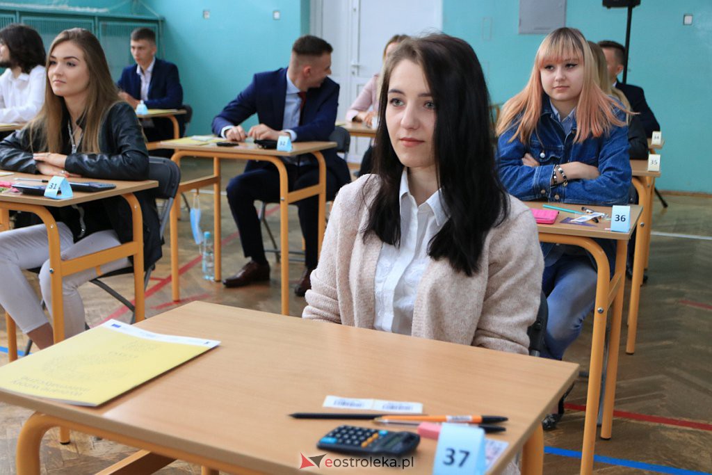 Matura 2020: Dziś egzamin dojrzałości z matematyki [09.06.2020] - zdjęcie #37 - eOstroleka.pl