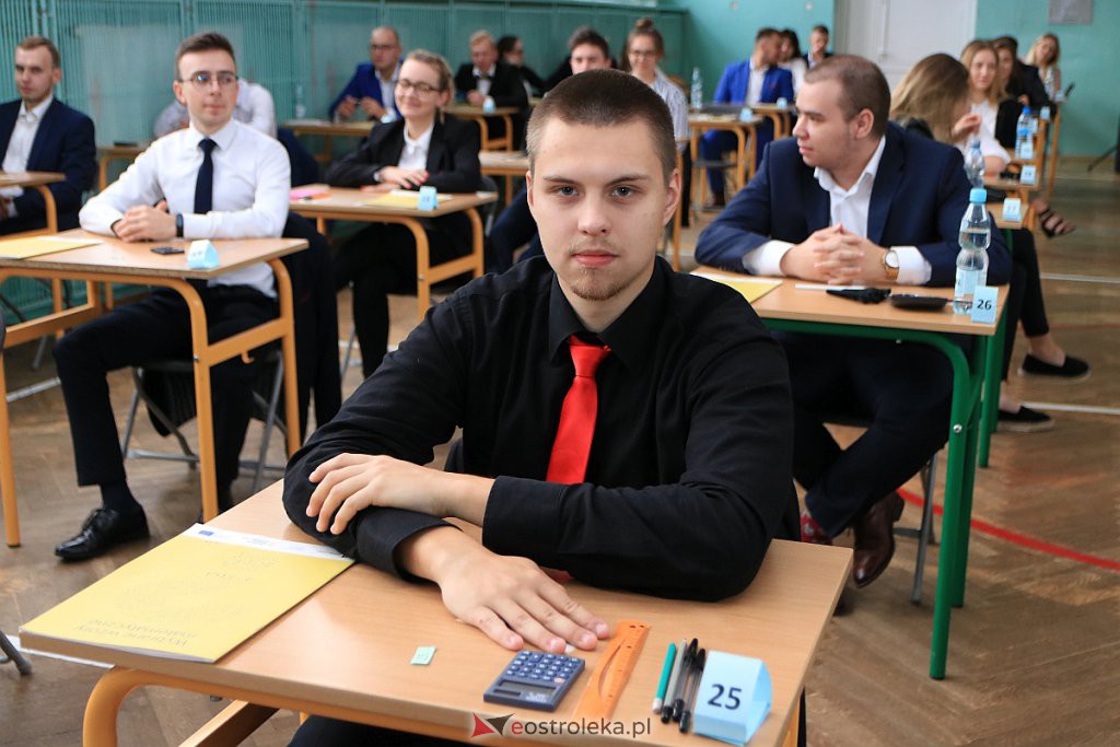Matura 2020: Dziś egzamin dojrzałości z matematyki [09.06.2020] - zdjęcie #49 - eOstroleka.pl