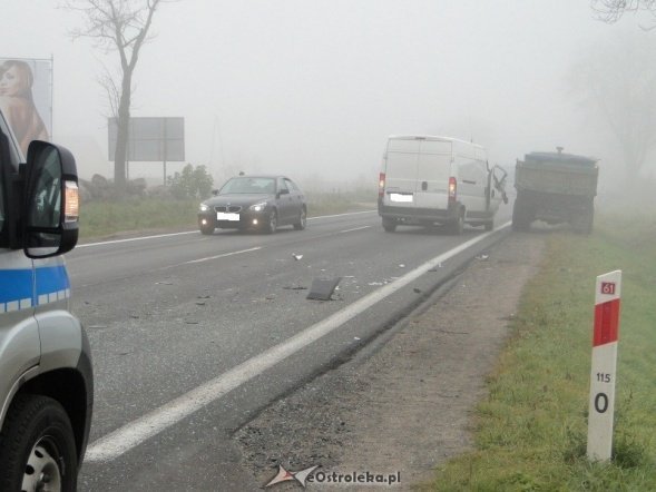 Wypadek na Warszawskiej (20.10.2010) - zdjęcie #10 - eOstroleka.pl