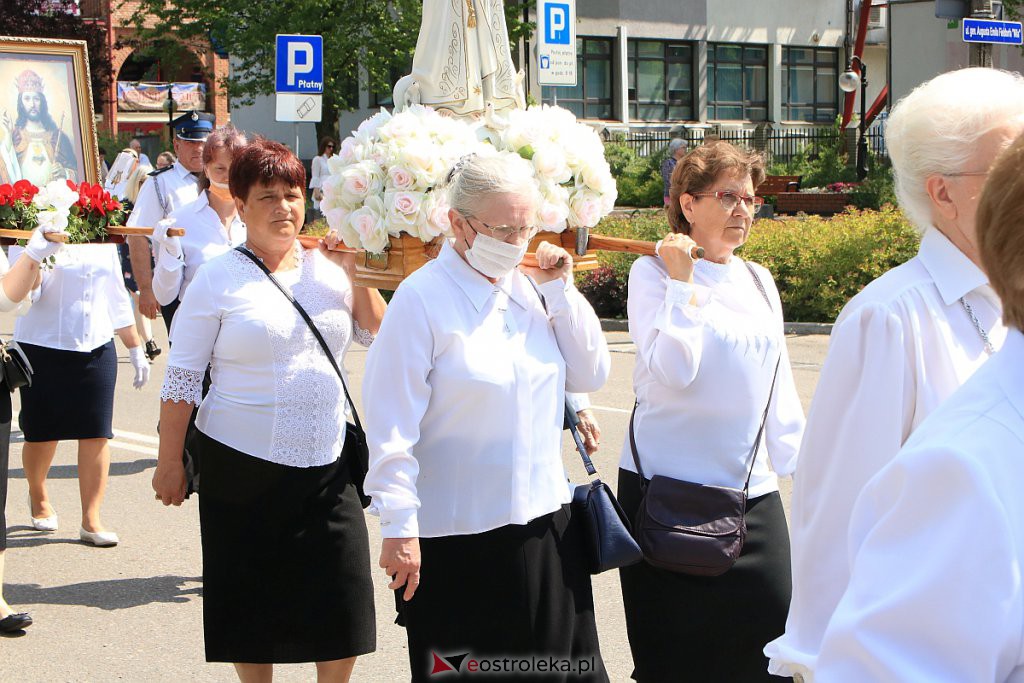 Boże Ciało 2020: Procesja z sanktuarium pw. św. Antoniego Padewskiego w Ostrołęce - zdjęcie #132 - eOstroleka.pl