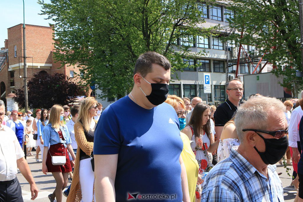 Boże Ciało 2020: Procesja z sanktuarium pw. św. Antoniego Padewskiego w Ostrołęce - zdjęcie #83 - eOstroleka.pl