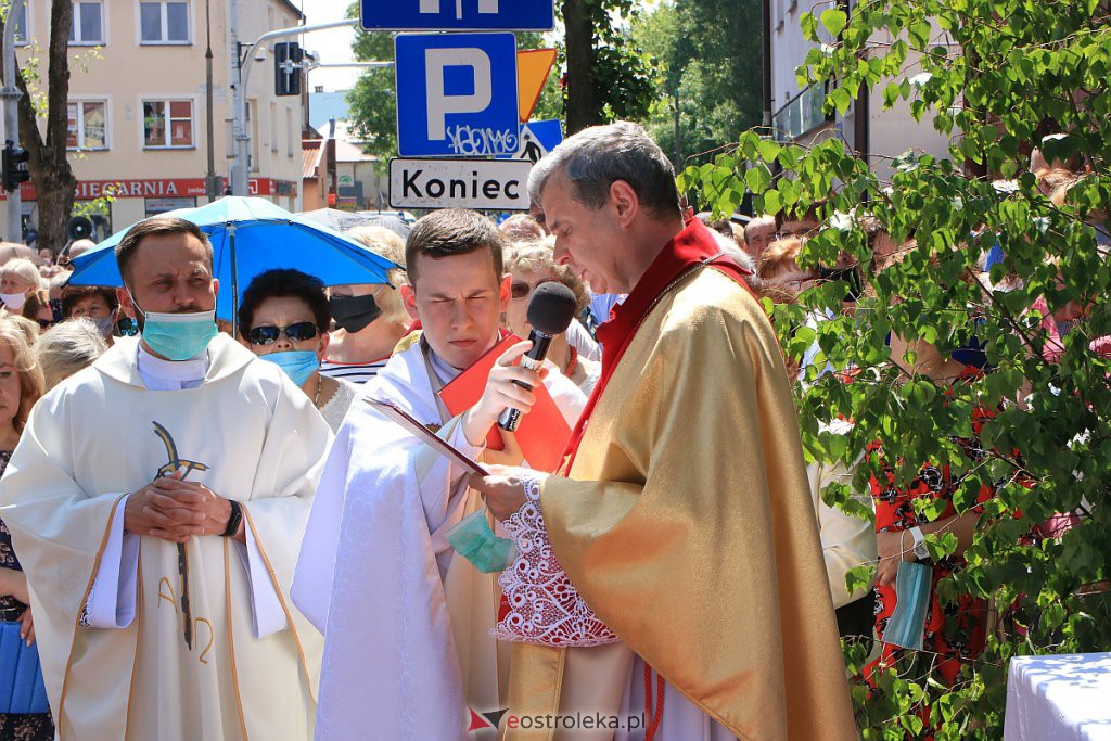 Boże Ciało 2020: Procesja z sanktuarium pw. św. Antoniego Padewskiego w Ostrołęce - zdjęcie #37 - eOstroleka.pl