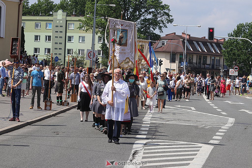 Boże Ciało 2020: Procesja z parafii św. Franciszka z Asyżu w Ostrołęce - zdjęcie #87 - eOstroleka.pl